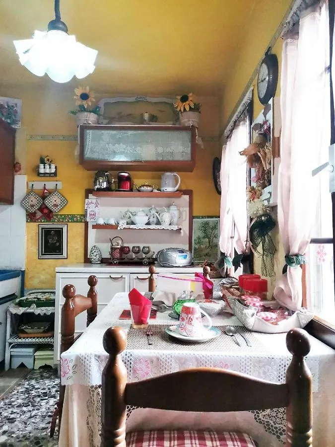 Art B&B La Casa Del Pittore Revine Lago