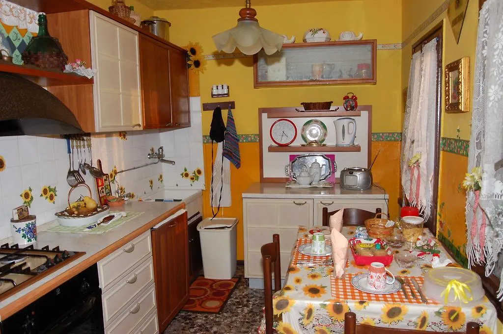 Art B&B La Casa Del Pittore Revine Lago