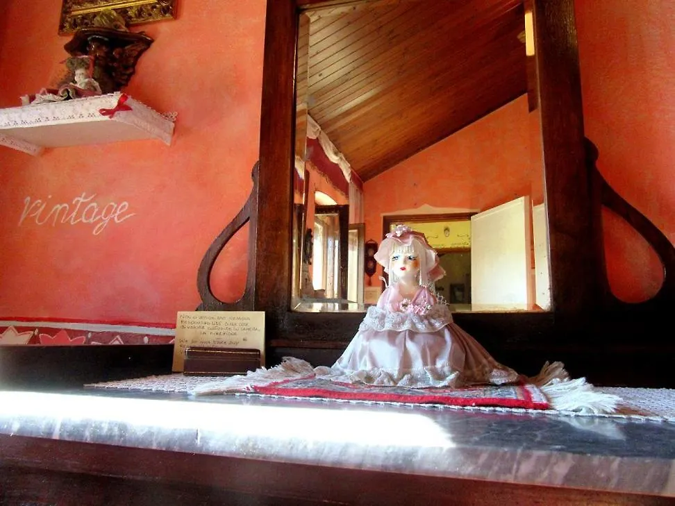 Art B&B La Casa Del Pittore Revine Lago Bed & Breakfast