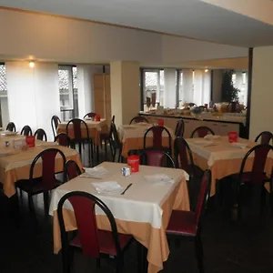 https://hotel-selide.it-lombardy.com