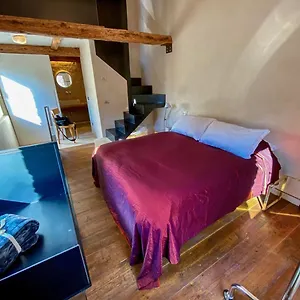 Via Paradiso 32 Bed & Breakfast